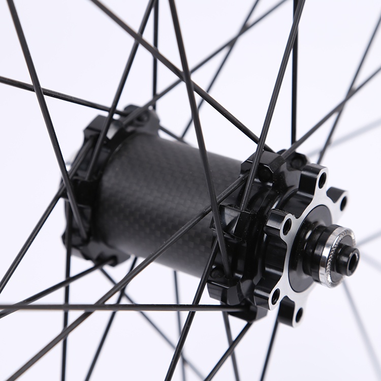 山地车26寸轮组碳纤维花鼓自行车超轻轮毂骑行装备配件单车轮组
