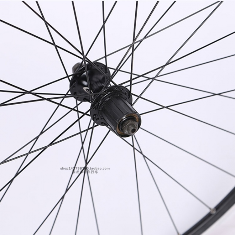 台湾公路轮组昆腾滚珠700CTR21